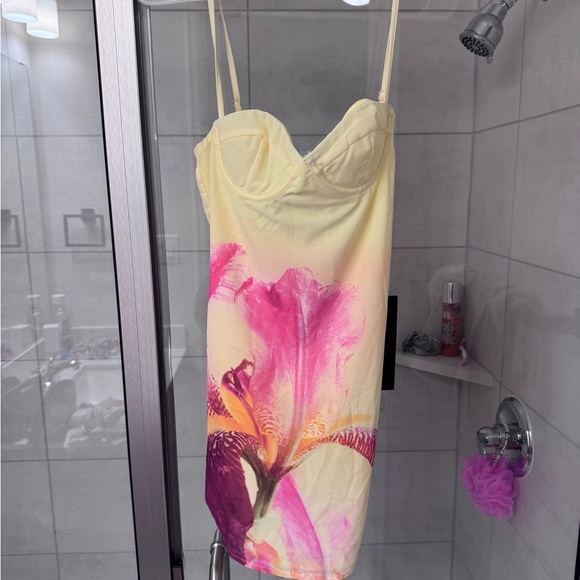 White Fox Boutique Yellow and Pink Mini Dress - Picture 1 of 3